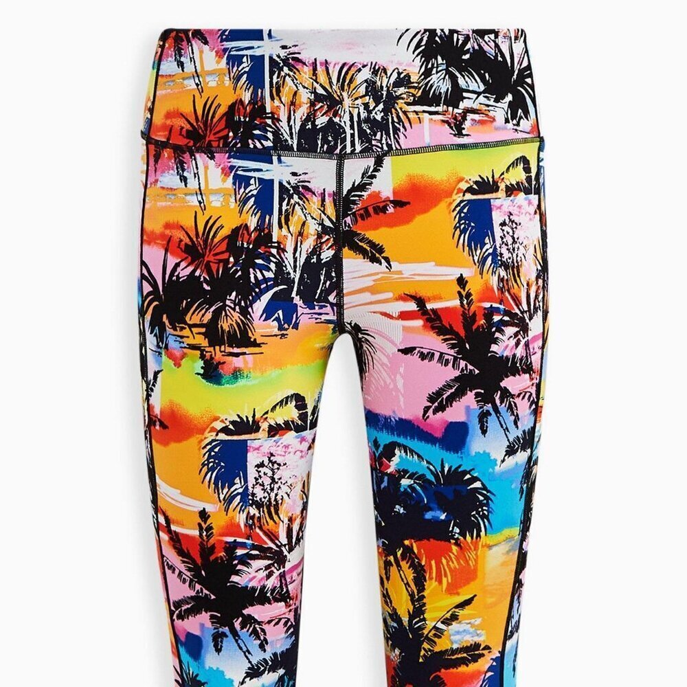 Torrid Performance Core Capri Active Legging With… - image 5